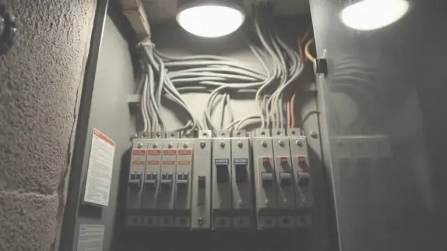 Jakie bezpieczniki do rozdzielni wybrać, aby uniknąć problemów?