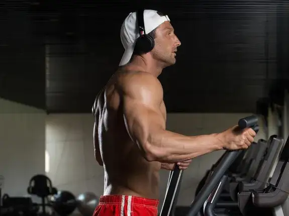 Cardio na masie? Tak, ale z głową! Jak łączyć dla max efektów.