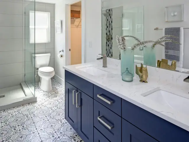 Ile kosztuje remont łazienki? Poznaj ukryte wydatki i oszczędności