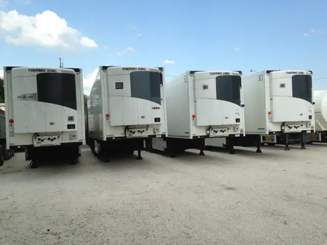 Ile kosztuje wynajem naczepy? Sprawdź ceny i oszczędź na wynajmie