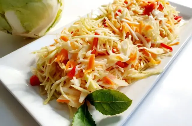 Surówka jak z chińskiej restauracji – łatwy przepis na pyszny dodatek