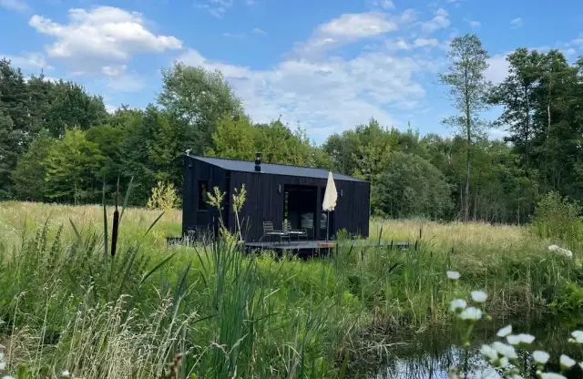 Domek nad jeziorem łódzkie - idealne miejsce na relaks i wypoczynek