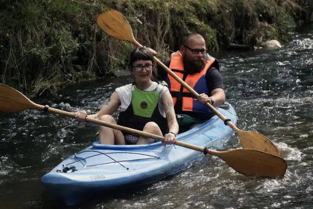 Spływ kajakowy Toruń: Trasy, ceny i porady na niezapomnianą przygodę