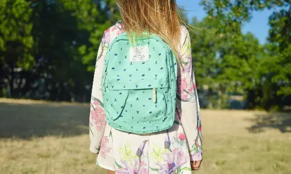 Jak wybrać plecak do 7 klasy? Zdrowie i modny styl!