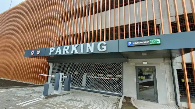 Kołobrzeg gdzie parkować za darmo - uniknij wysokich opłat parkingowych