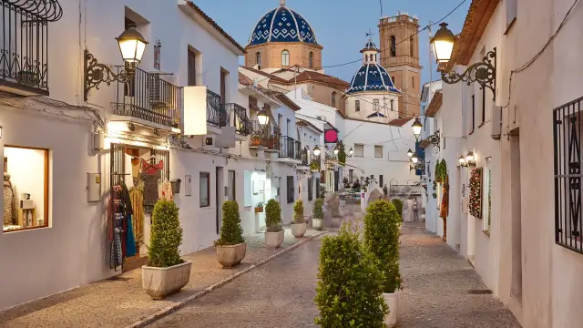 Nocleg jaki VAT: poznaj stawki i uniknij nieprzyjemnych niespodzianek