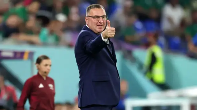 Ile zarabia trener Michniewicz? Zaskakujące fakty o jego pensji