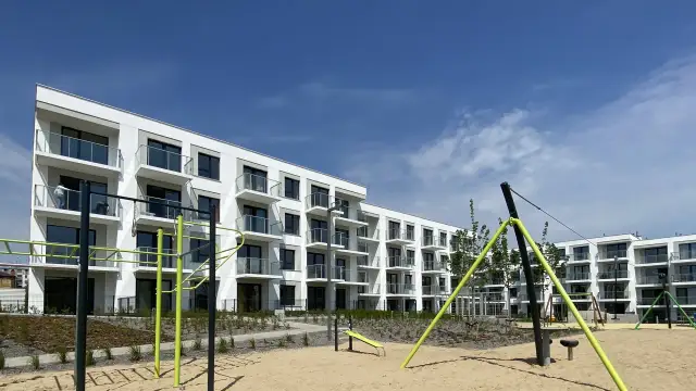 Kto płaci prowizję przy kupnie mieszkania? Uniknij nieprzyjemnych niespodzianek