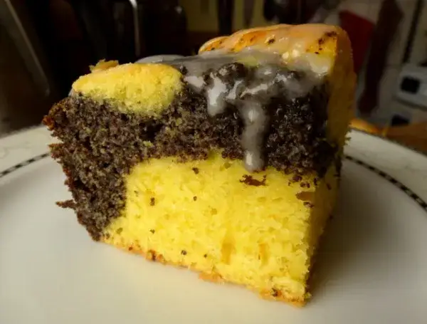 Przepis na makowiec w cieście cytrynowym – prosty sposób na pyszny deser