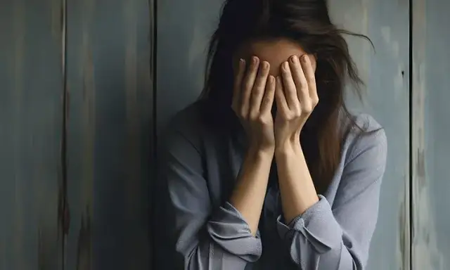 Nerwica objawy fizyczne: Jak rozpoznać niepokojące symptomy?