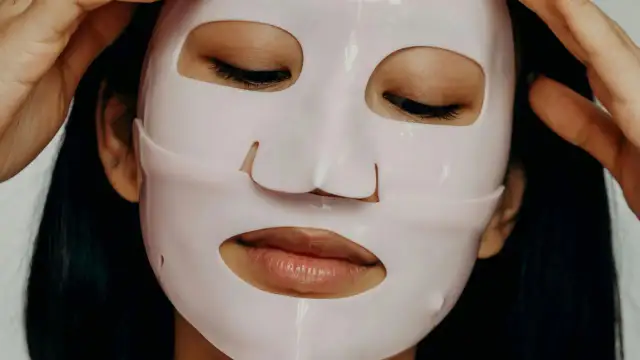 Jaką masz cerę? Zrób test w domu i dobierz idealną pielęgnację