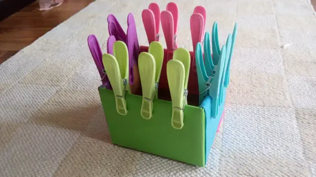 Jak zrobić magiczne pudełko sensoryczne DIY dla kreatywnych dzieci