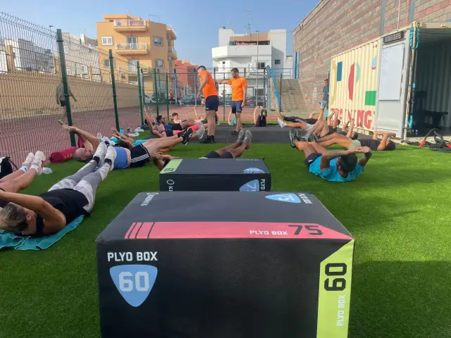 Sótano, nunca, siempre, terraza: Guía completa de la obra de Morán