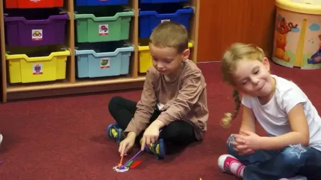 Zajęcia z rytmiki w przedszkolu: jak rozwijać dziecięce talenty muzyczne