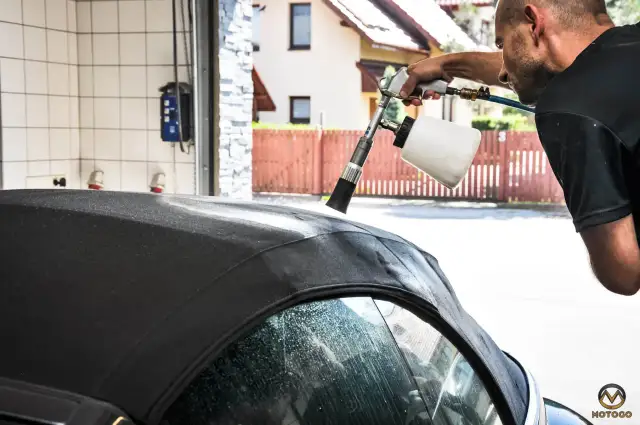 Jaki olej do hydrauliki dachu kabrioletu? Poradnik eksperta