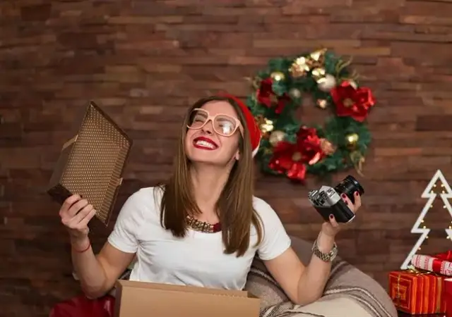 Jak podziękować fotografowi? Pomysły, prezenty i napiwki z klasą