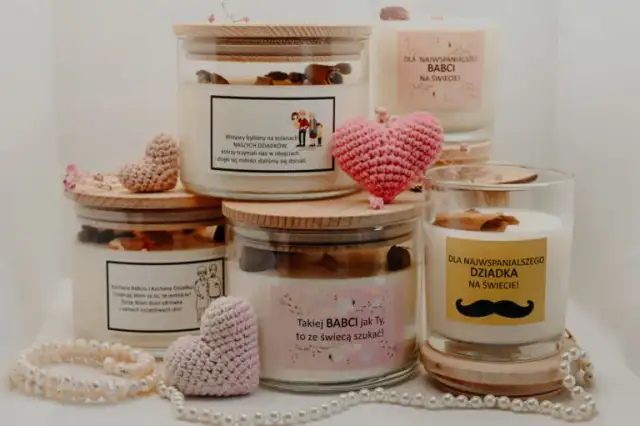 Najlepsze pomysły na prezent dla świeżo upieczonej babci: sprawdzone inspiracje