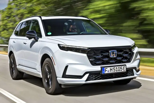 Kiedy nowa Honda CR-V w Polsce? Sprawdź dostępność i szczegóły