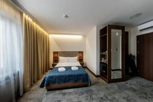 Ile kosztuje nocleg w Warszawie? Ceny, które Cię zaskoczą!