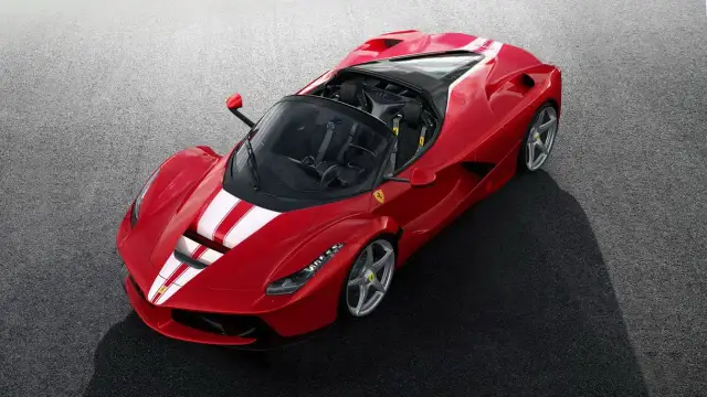 Ile kosztuje Ferrari LaFerrari? Ceny, które zaskakują i fascynują