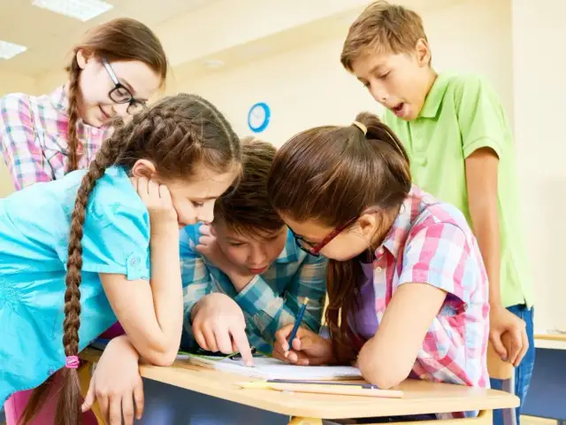 Jaki kraj uczy się języka polskiego? Odkryj najlepsze miejsca do nauki