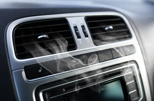 Ozonowanie samochodu: Ile trwa i od czego zależy? Poradnik eksperta