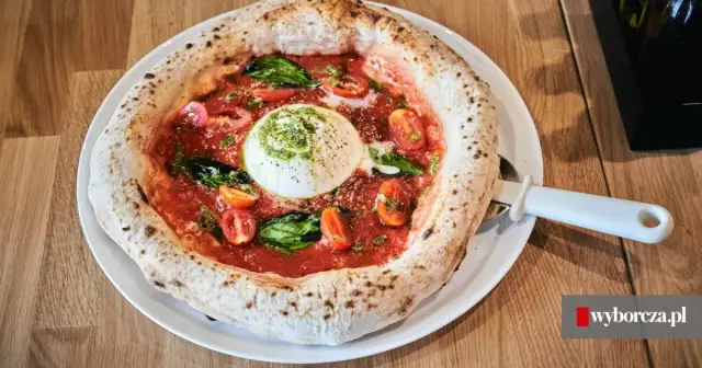 Łódź Piotrkowska: Restauracje na każdą okazję co warto zjeść?