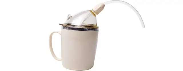 Kubek dla niewidomych - jak wybrać idealny, by uniknąć rozlania