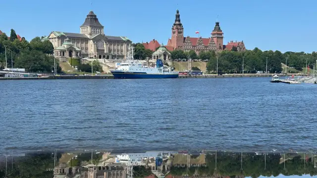 Szczecin zaskoczy! Pływający Ogród: atrakcje i przewodnik