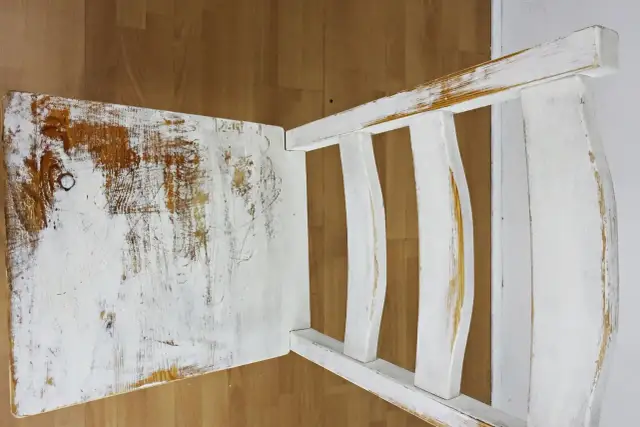 Jak zrobić kwietnik ze starego krzesła? Prosty przewodnik DIY