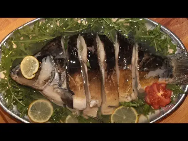 Jak zrobić karpia w galarecie - tradycyjny przepis na święta