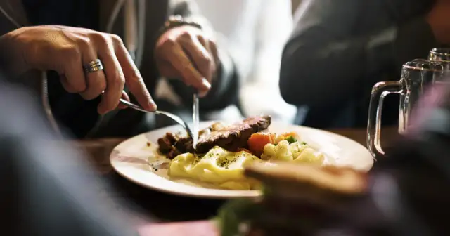 Kraków kulinarny: Co zjeść? Od street foodu po gwiazdki Michelin!