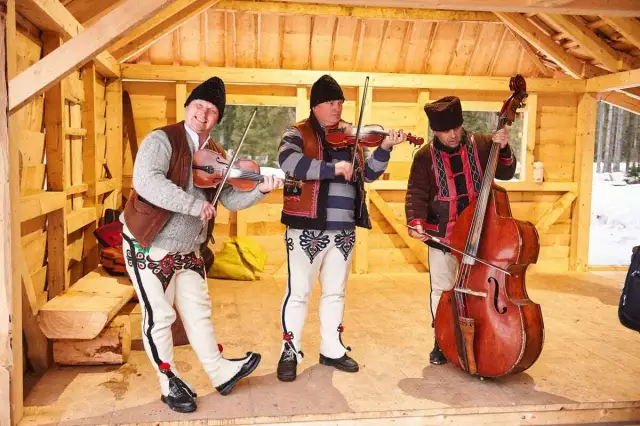 Niezwykły sylwester w dolinie chochołowskiej: kulig, muzyka i regionalne menu