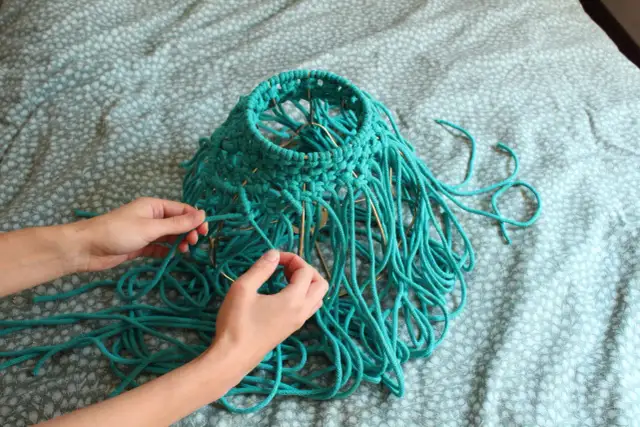 Jak zrobić makramę abażur - proste kroki, które musisz znać