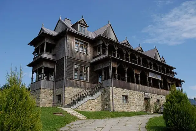 Skansen Kluszkowce - odkryj fascynującą historię i atrakcje