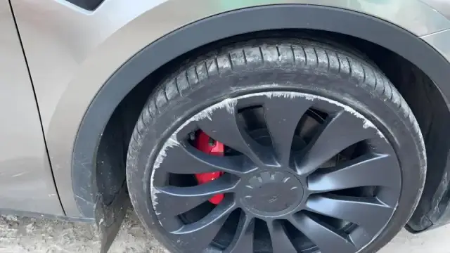 Ile kosztują felgi do samochodu? Ceny, porównania i oszczędności