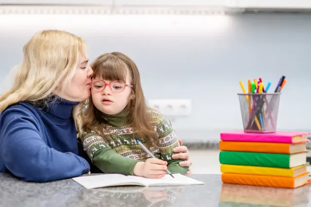 Jak założyć KRS dla chorego dziecka i uniknąć trudności w zbiórce