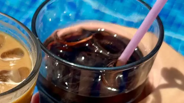 Napoje zero: Słodki smak bez kalorii czy na pewno zdrowy?