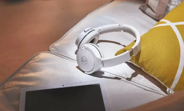 Zasięg Bluetooth: Ile metrów? Poznaj realne możliwości i triki!