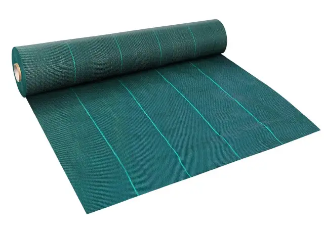 Agrowłóknina kontra agrotkanina – co wybrać do ogrodu