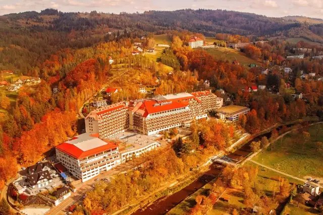 Kiedy powstał hotel Gołębiewski w Wiśle? Odkryj jego historię