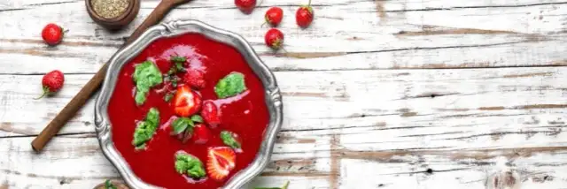 Jak się robi zupę owocową - prosta receptura na pyszny deser