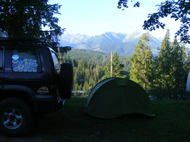 Polska-Bułgaria samochodem: Serbia czy Rumunia? Wybierz idealną trasę!