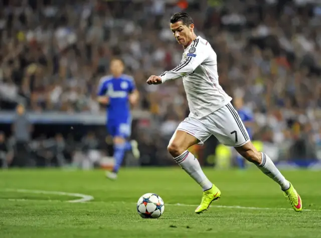 Cristiano Ronaldo wzrost - jak jego wysokość wpływa na grę?