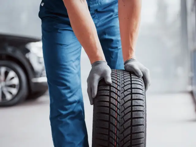 Gdzie najlepiej kupić opony? Sprawdź, jak zaoszczędzić i wybrać mądrze