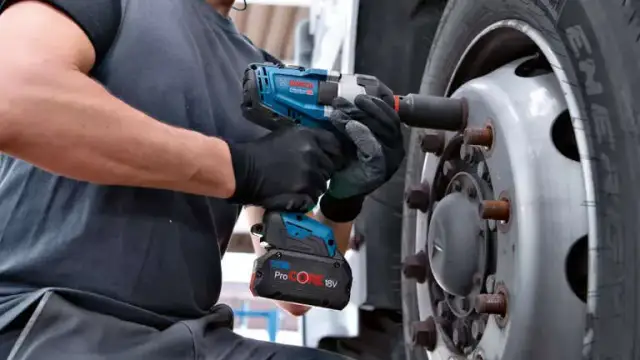 Jaki klucz pneumatyczny do warsztatu - wybierz najlepszy model dla siebie