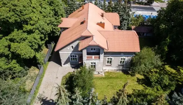 Dworki do kupienia w Polsce - uniknij najdroższych błędów przy zakupie