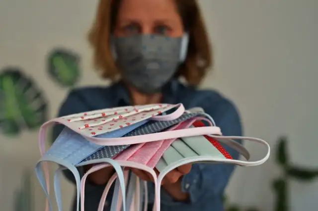 Maseczka ochronna DIY - Jak uszyć krok po kroku, nawet bez maszyny