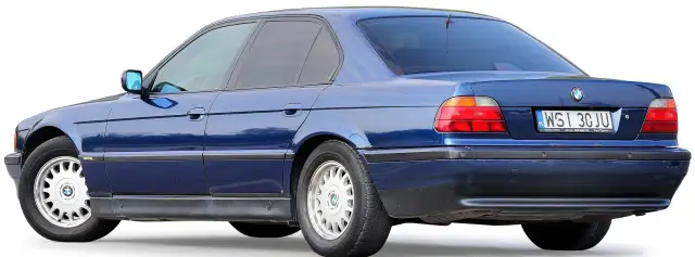 BMW Seria 7 E38 – ikona komfortu i technologii, którą warto znać