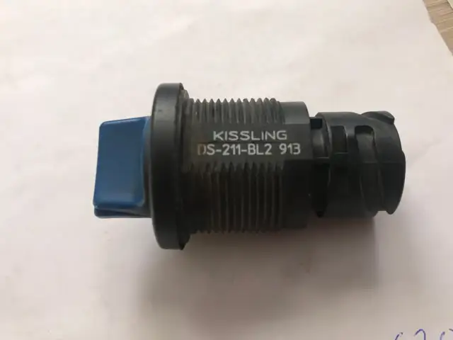 Problem z osią Krone? Jak manualnie opuścić pierwszą oś naczepy.